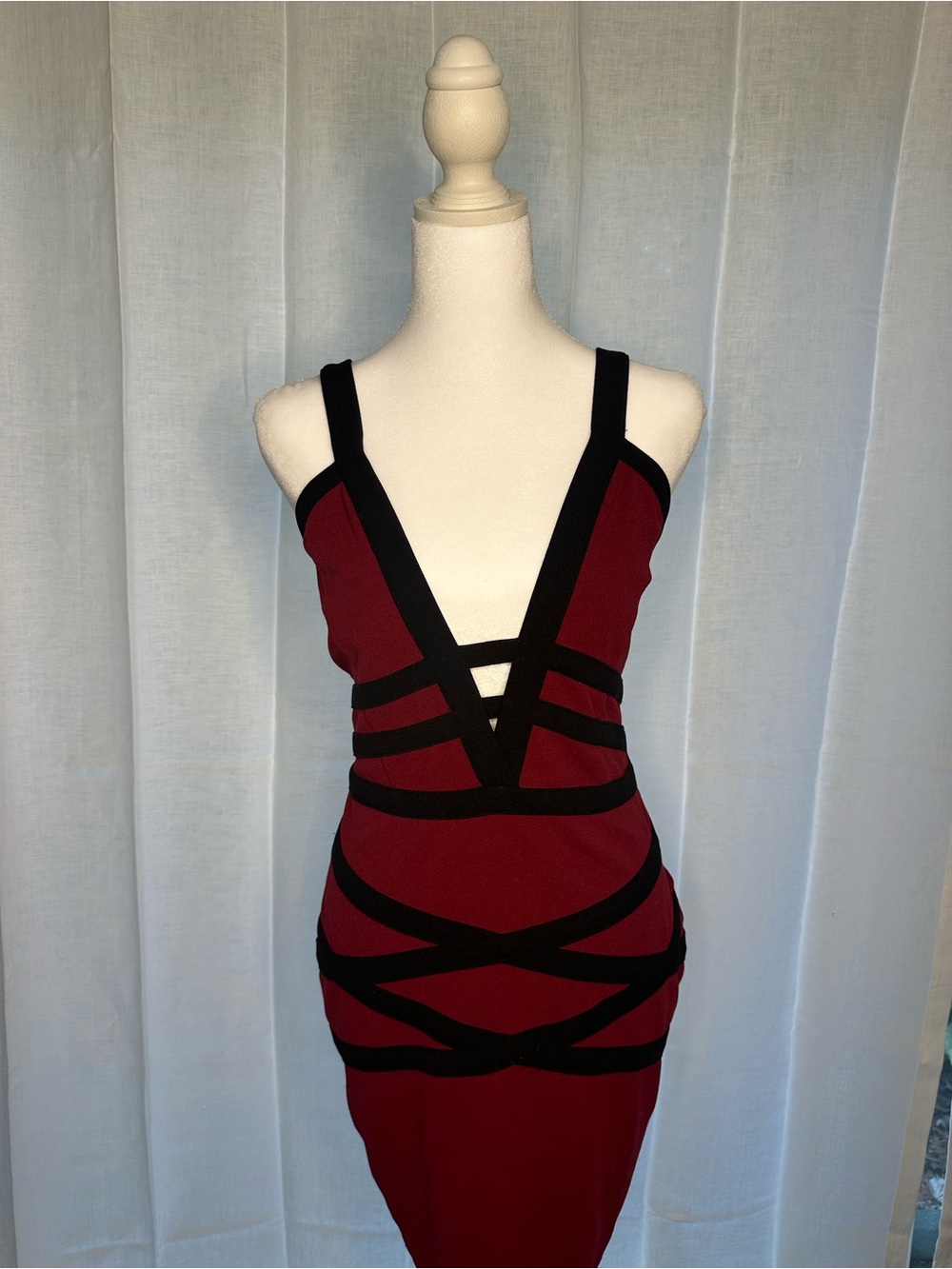 Windsor Plunging V-Neck Burgundy Bodycon Dress with Black Strappy Detail